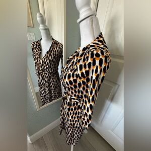 Vintage DIANE VON FURSTENBERG Classic Wrap Dress Sz 0